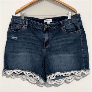 Lane Bryant Shorts Boho Crochet Trim